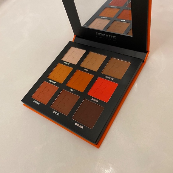 BEAUTY BAY Fiery Matte B 9 Colour Eyeshadow Palette - NEW - Picture 4 of 6